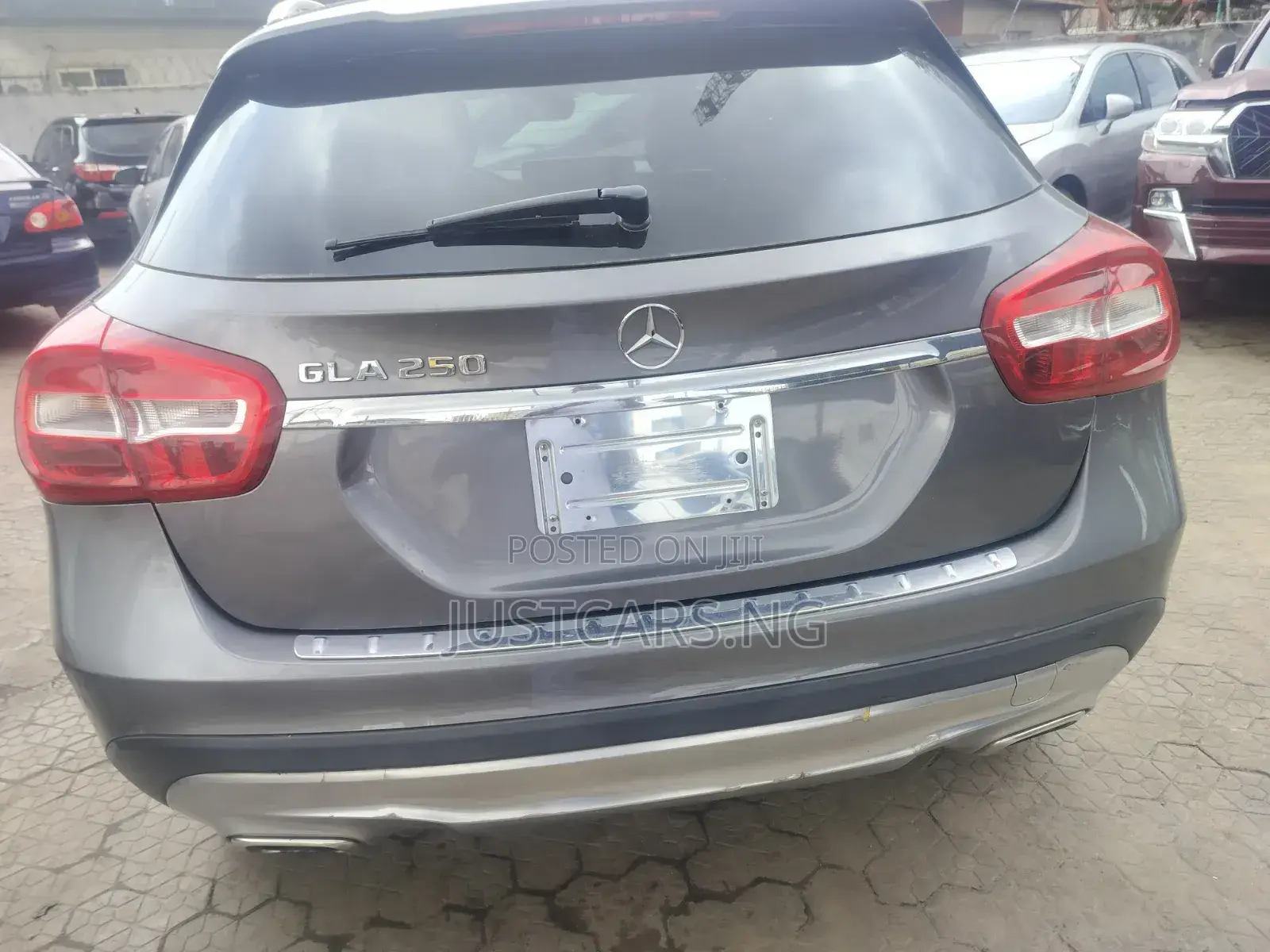Mercedes-Benz GLA 250 2017 Gray