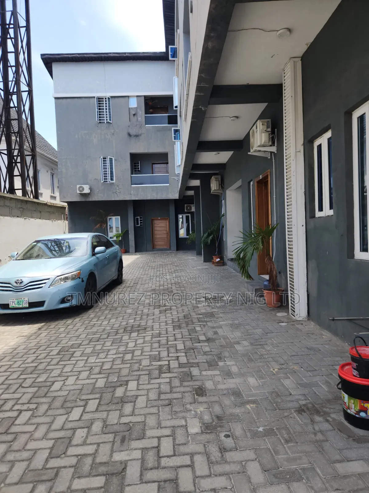 2bdrm Apartment in Chevron for rent