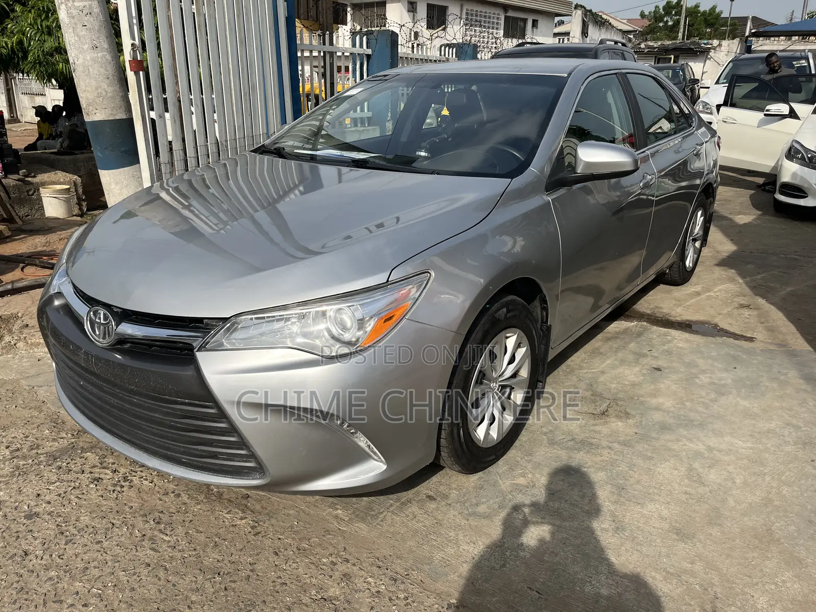 Toyota Camry LE 4dr Sedan (2.5L 4cyl 6A) 2017 Silver