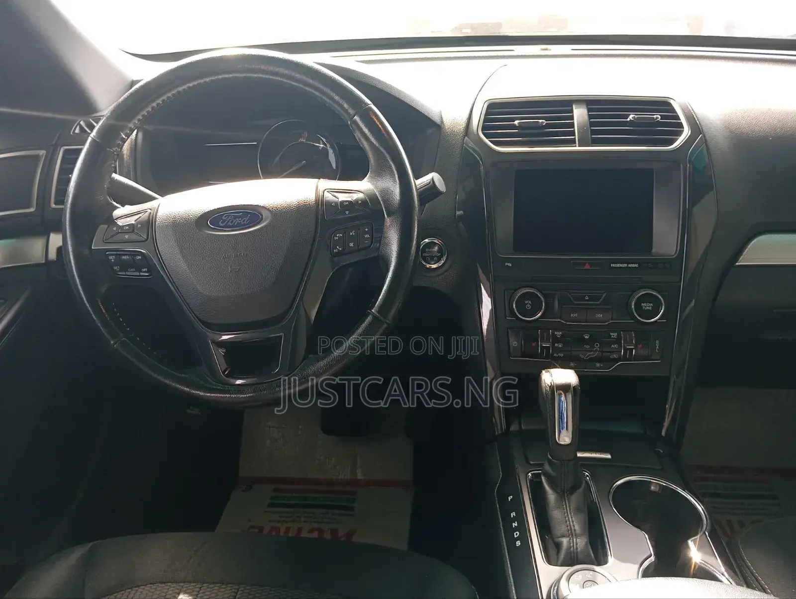 Ford Explorer 2016 Black