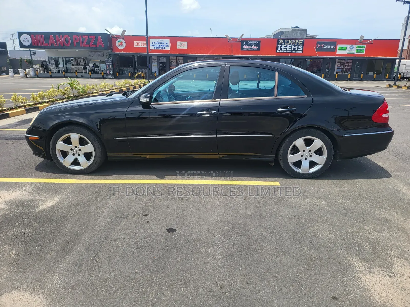 Mercedes-Benz E500 500 Sedan 2005 Black