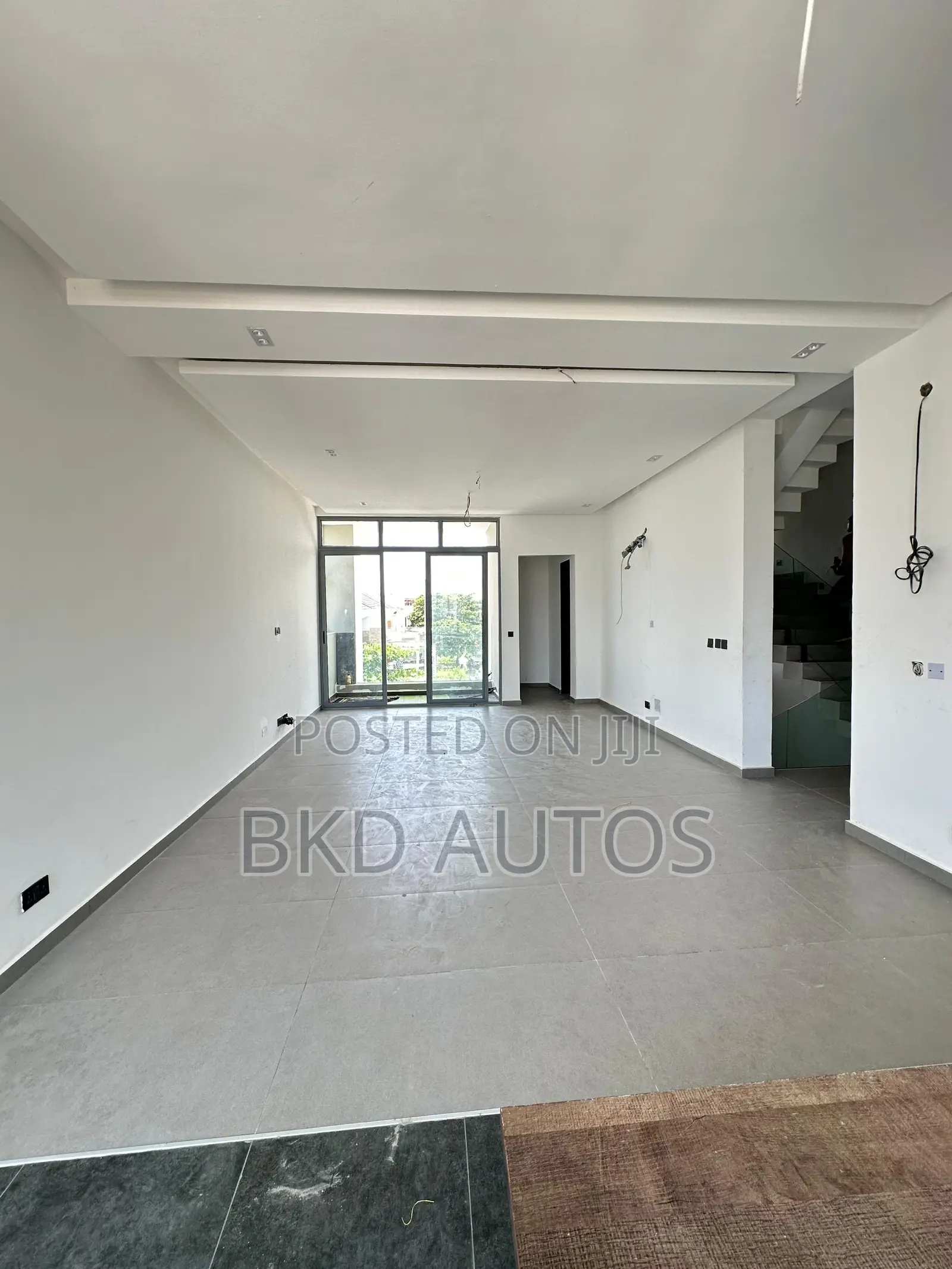 3bdrm Duplex in Lekki Phase 1 for sale
