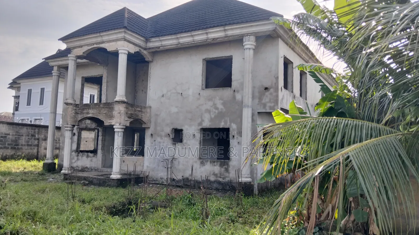 6bdrm Duplex in Eligbolo, Eliozu , for sale