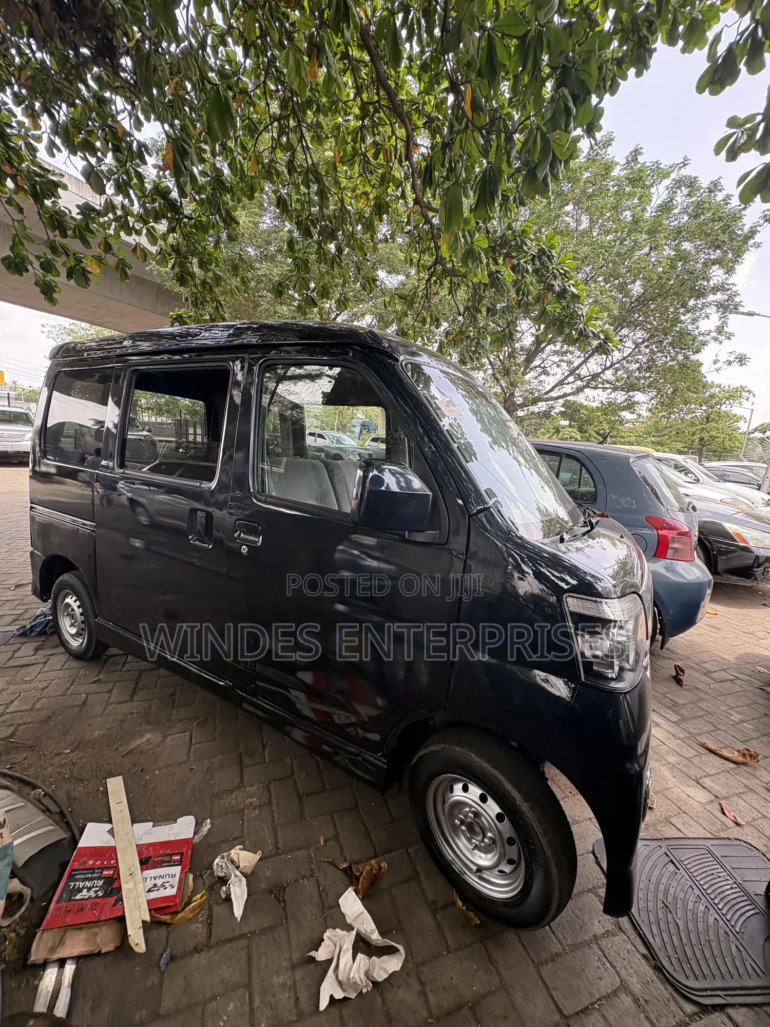 Daihatsu Hijet 2014 Black