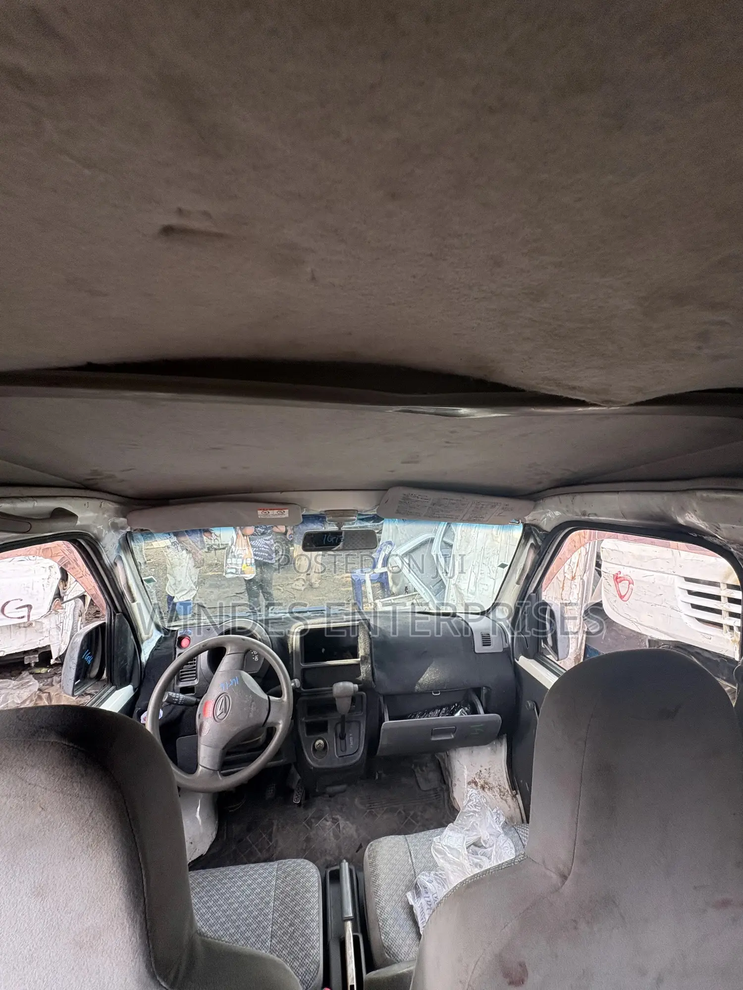 Daihatsu Hijet 2012 White