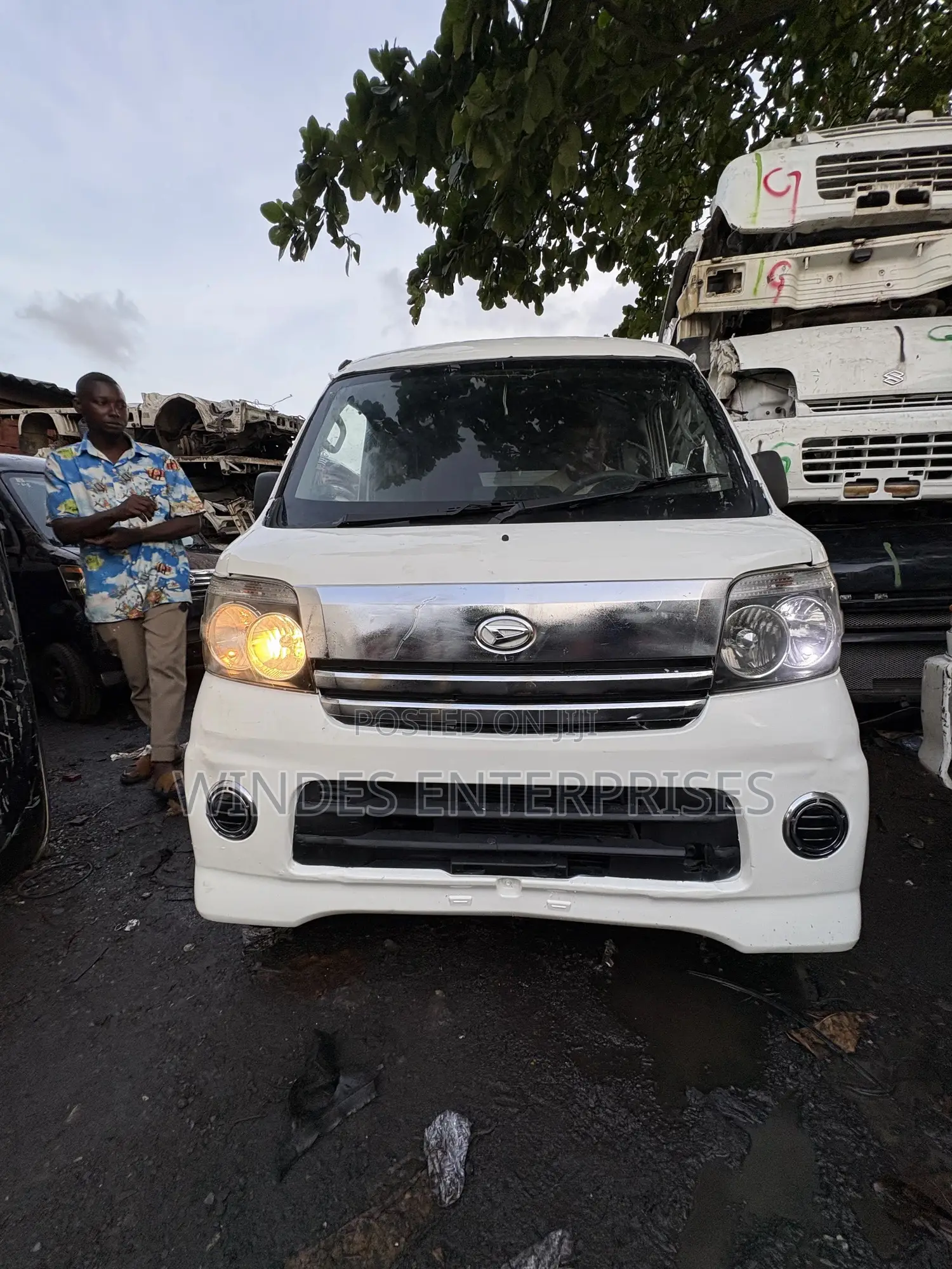 Daihatsu Hijet 2014 White