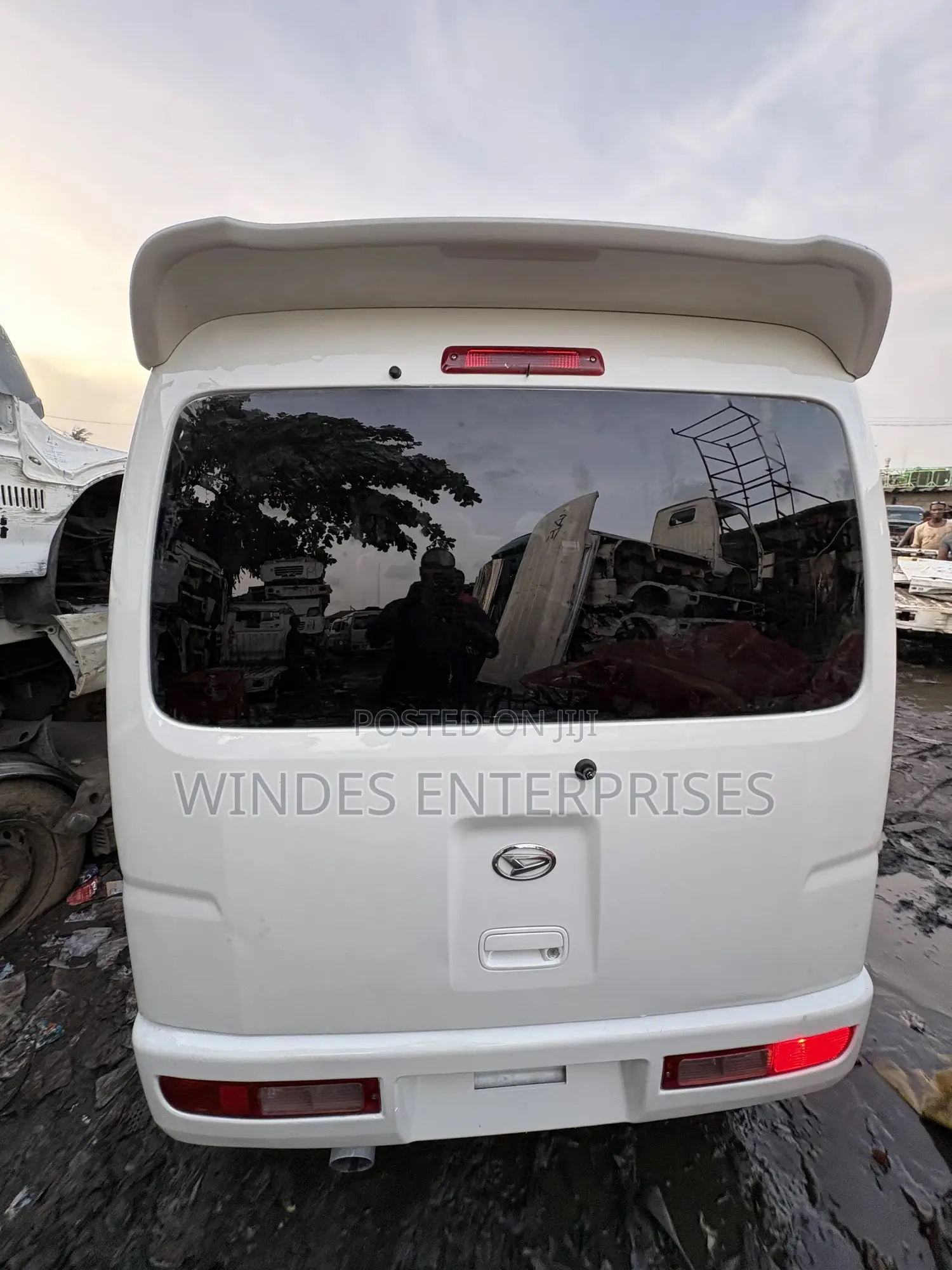 Daihatsu Hijet 2014 White