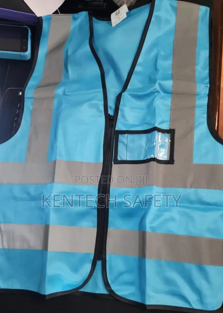 Reflective Jacket Light Blue 🩵 With Pockets