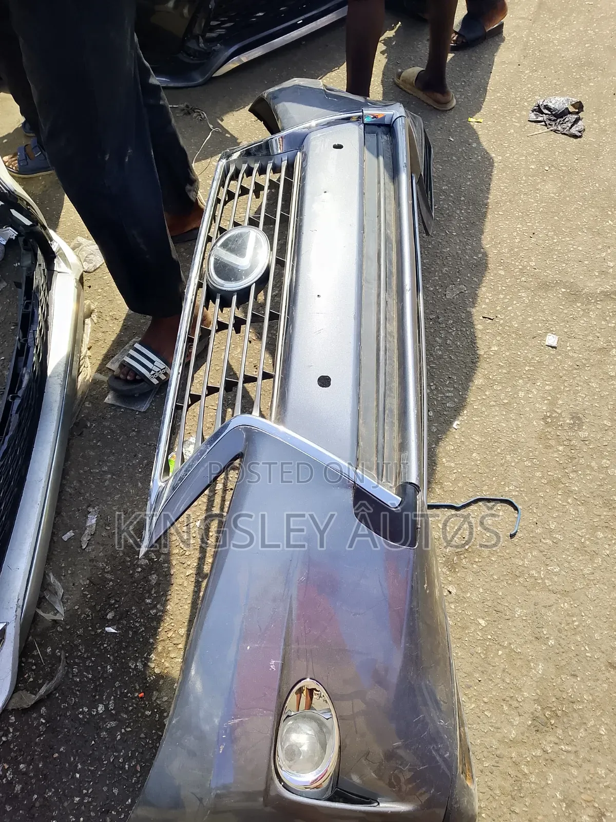Complete Front Bumper Rx 350 2013 Model