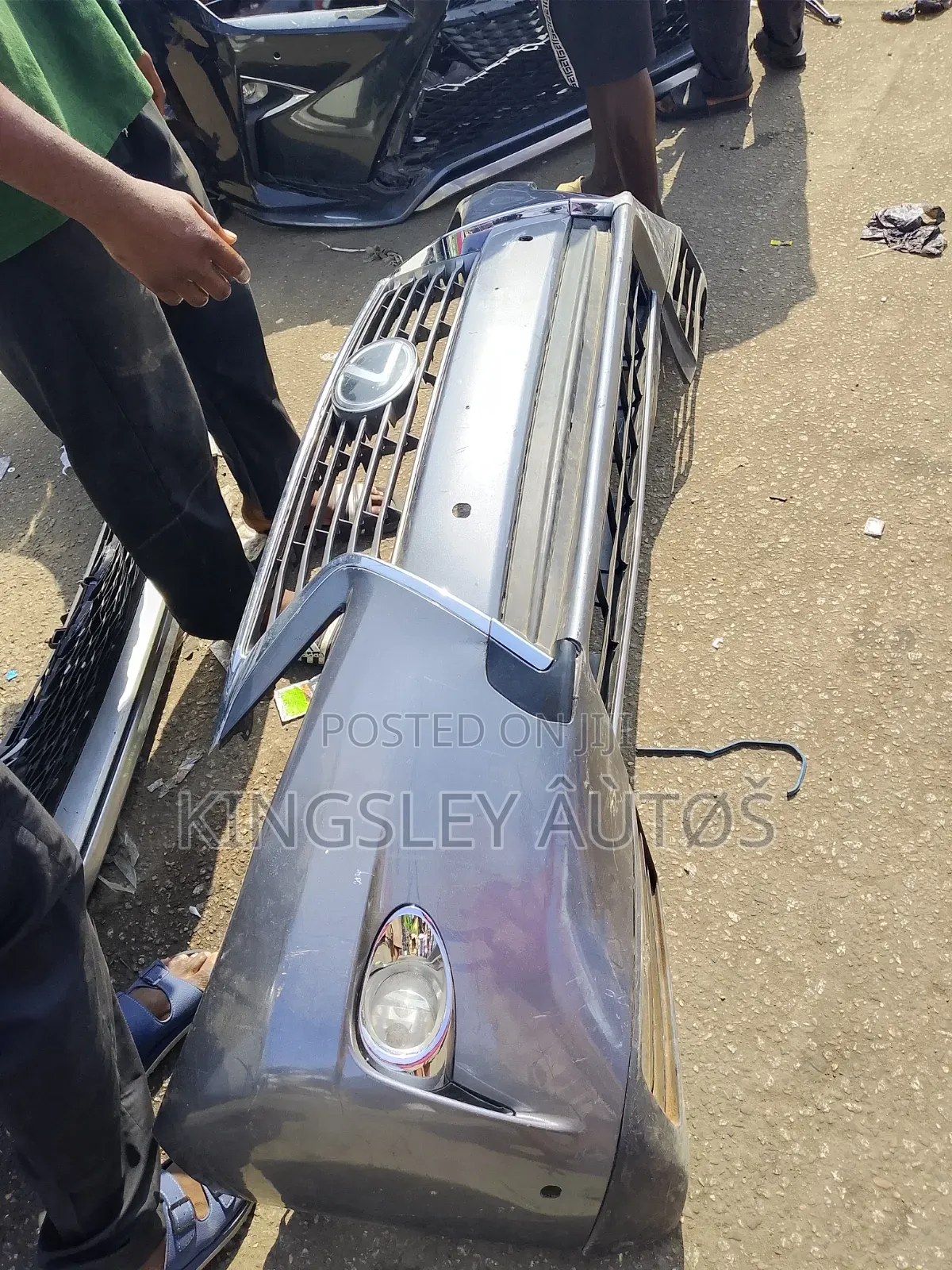 Complete Front Bumper Rx 350 2013 Model