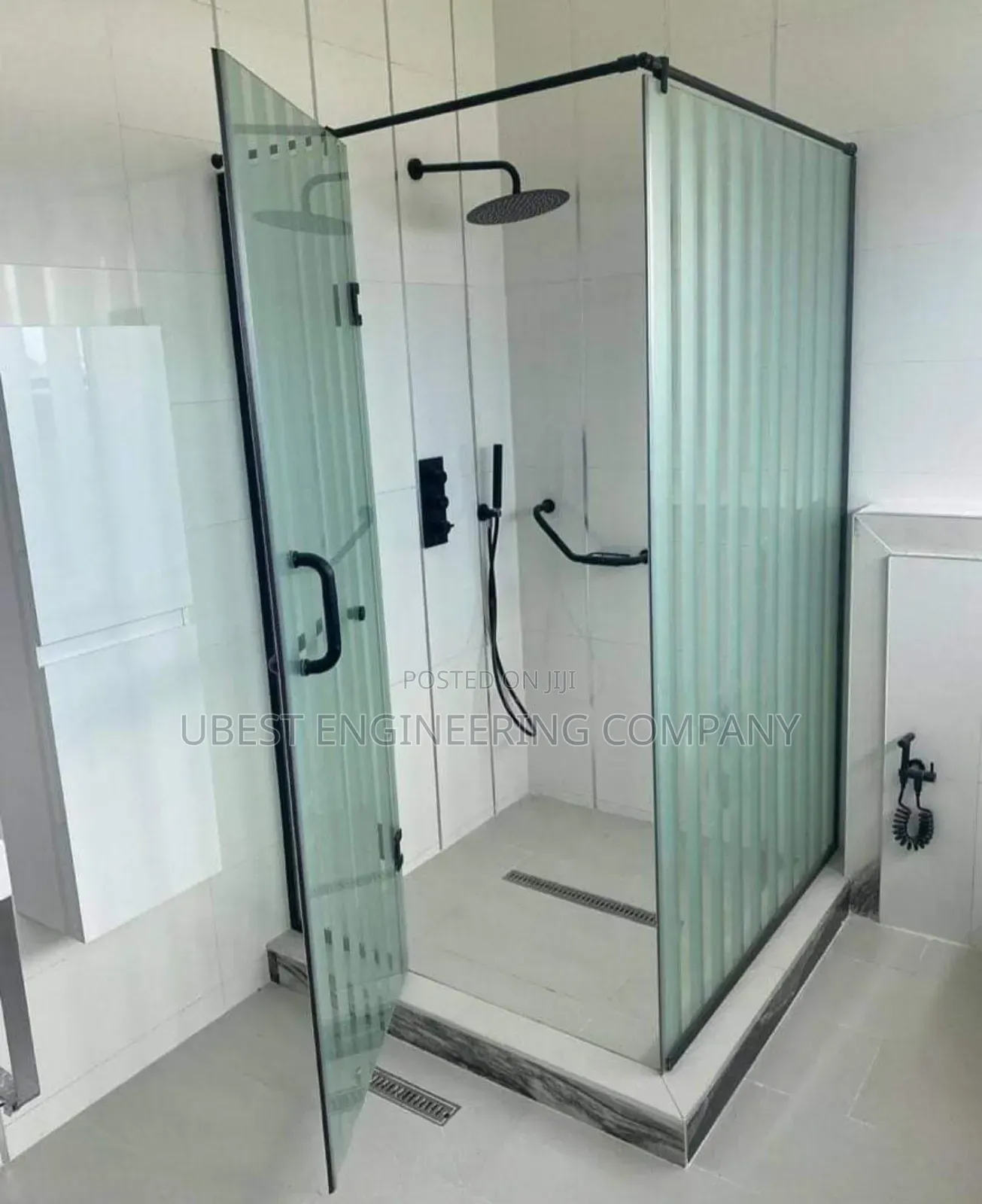 Frameless Cubicle