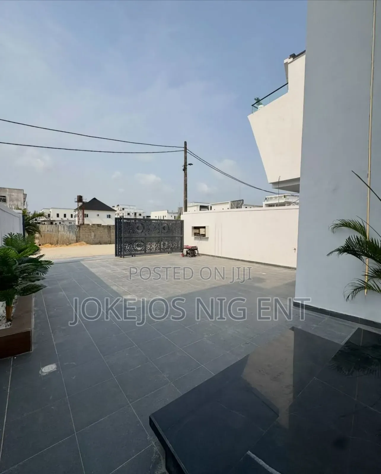 5bdrm Duplex in Ikota Gra for sale