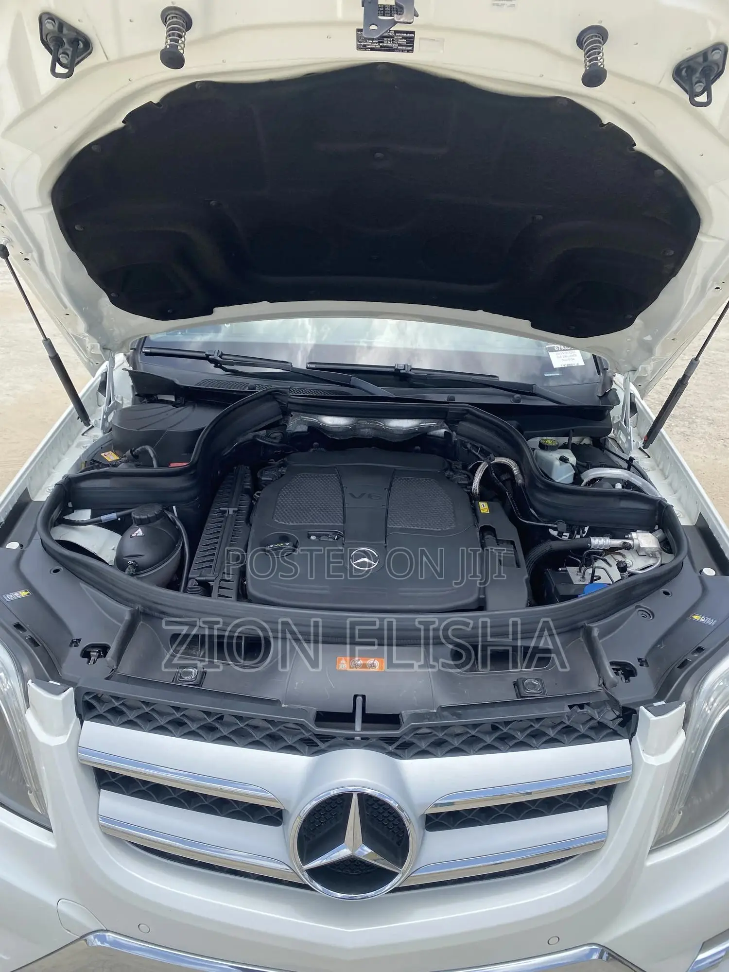 Mercedes-Benz GLK-Class 350 4MATIC 2014 White