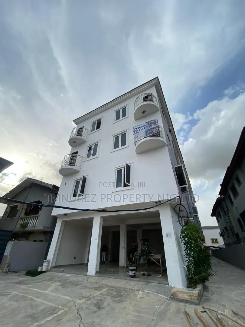 2bdrm Apartment in Osapa london for rent