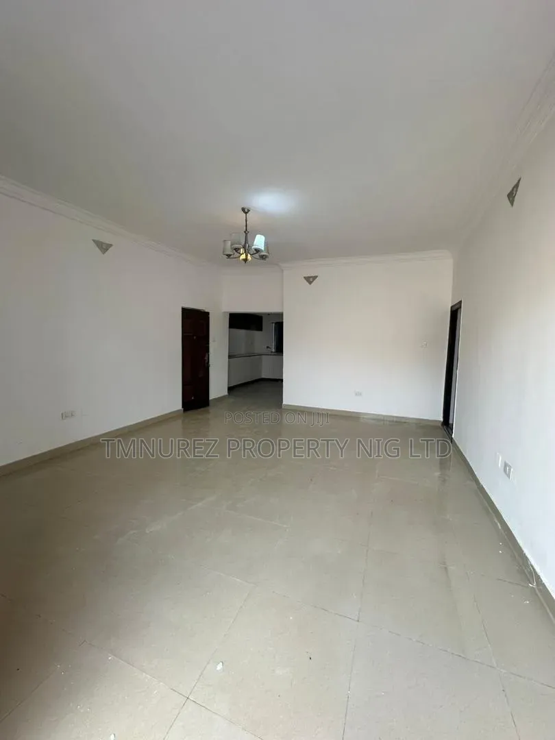 Mini Flat in Osapa london for rent