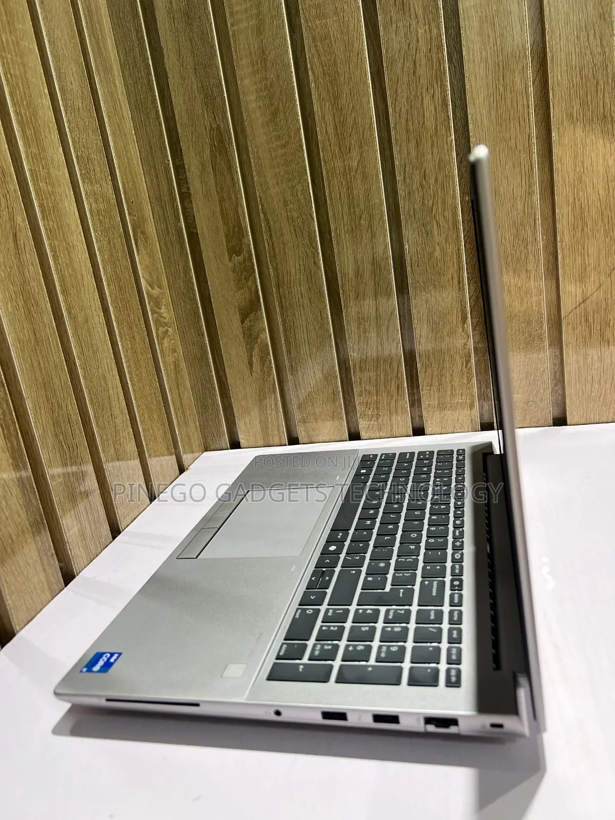 Laptop HP ZBook Firefly 16 G10 32GB Intel Core i7 SSD 1T