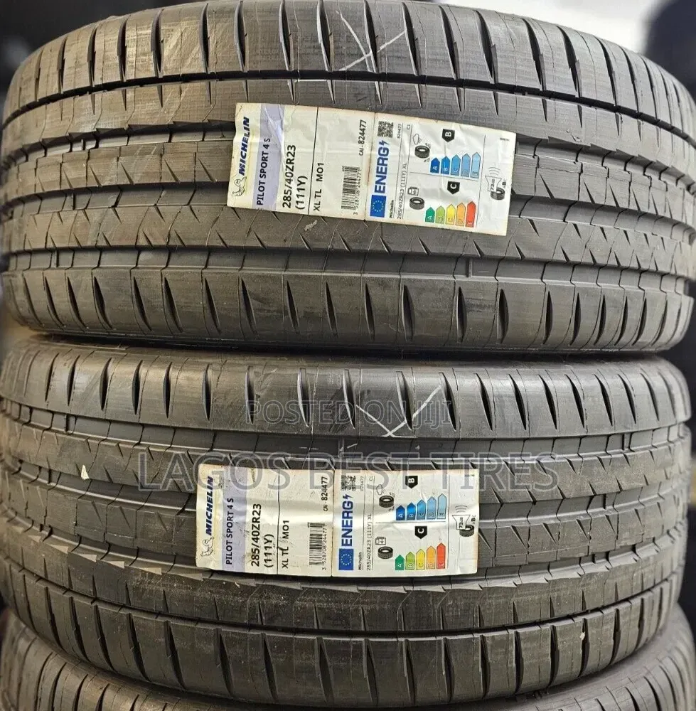 Michelin Pilot Sport 4 S (285/40zr23) - Brand New