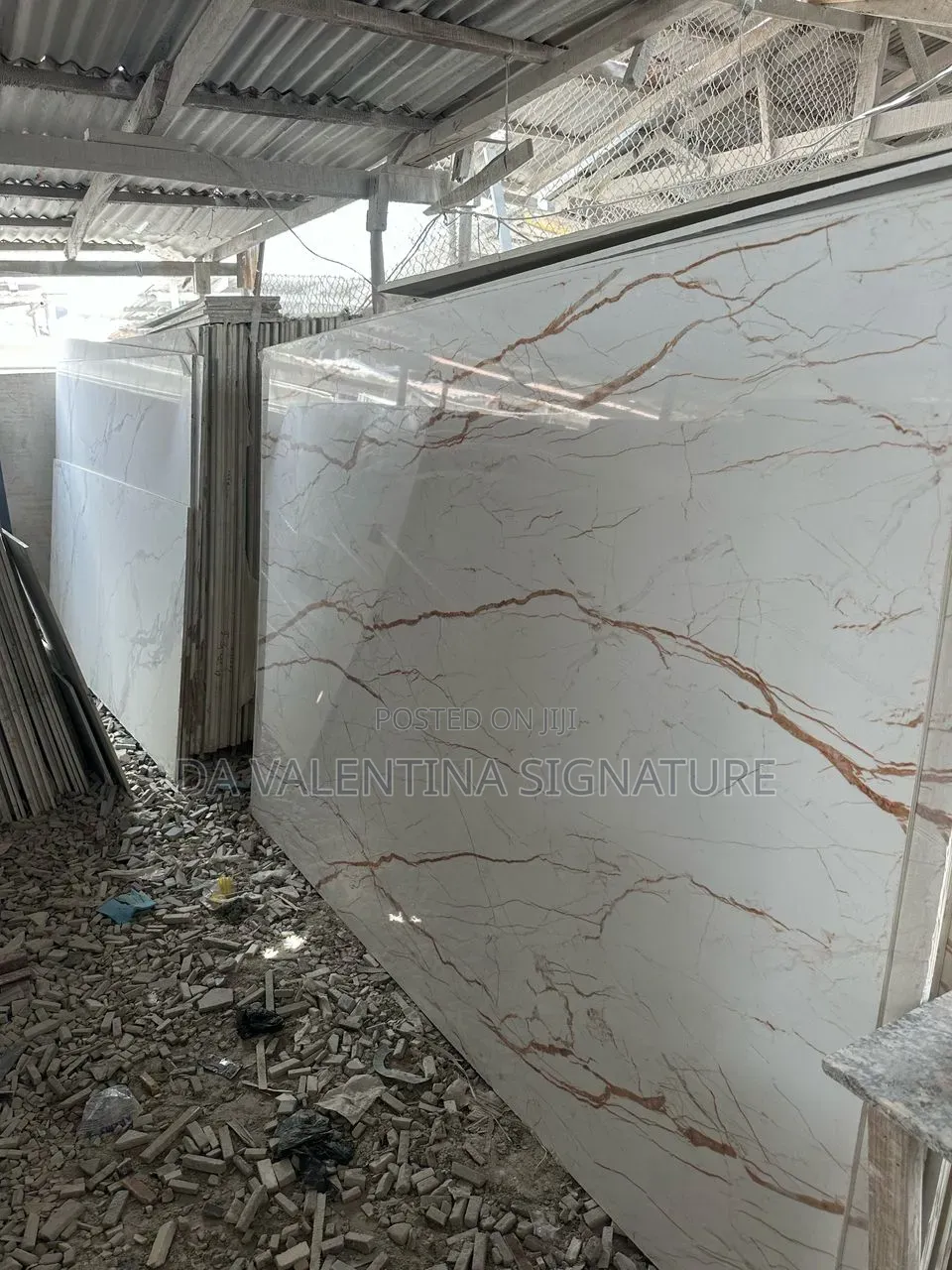 High Quality Carrera Gold Marble