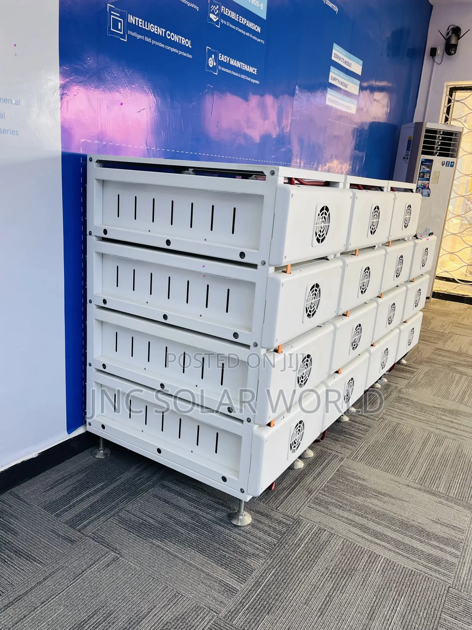 215kwh 700v Lithium Battery Cluster for Solar System (Industrial Use)
