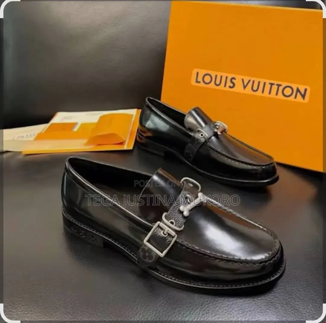 Louis Vuitton Buckle Closure Men's Footwear