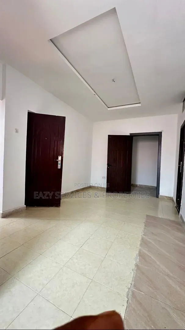Mini Flat in Gated And Secured, Osapa london for rent