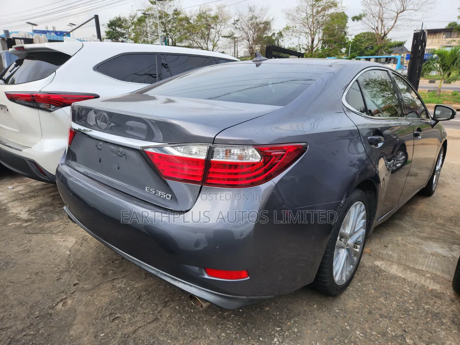 Lexus ES 350 FWD 2014 Gray
