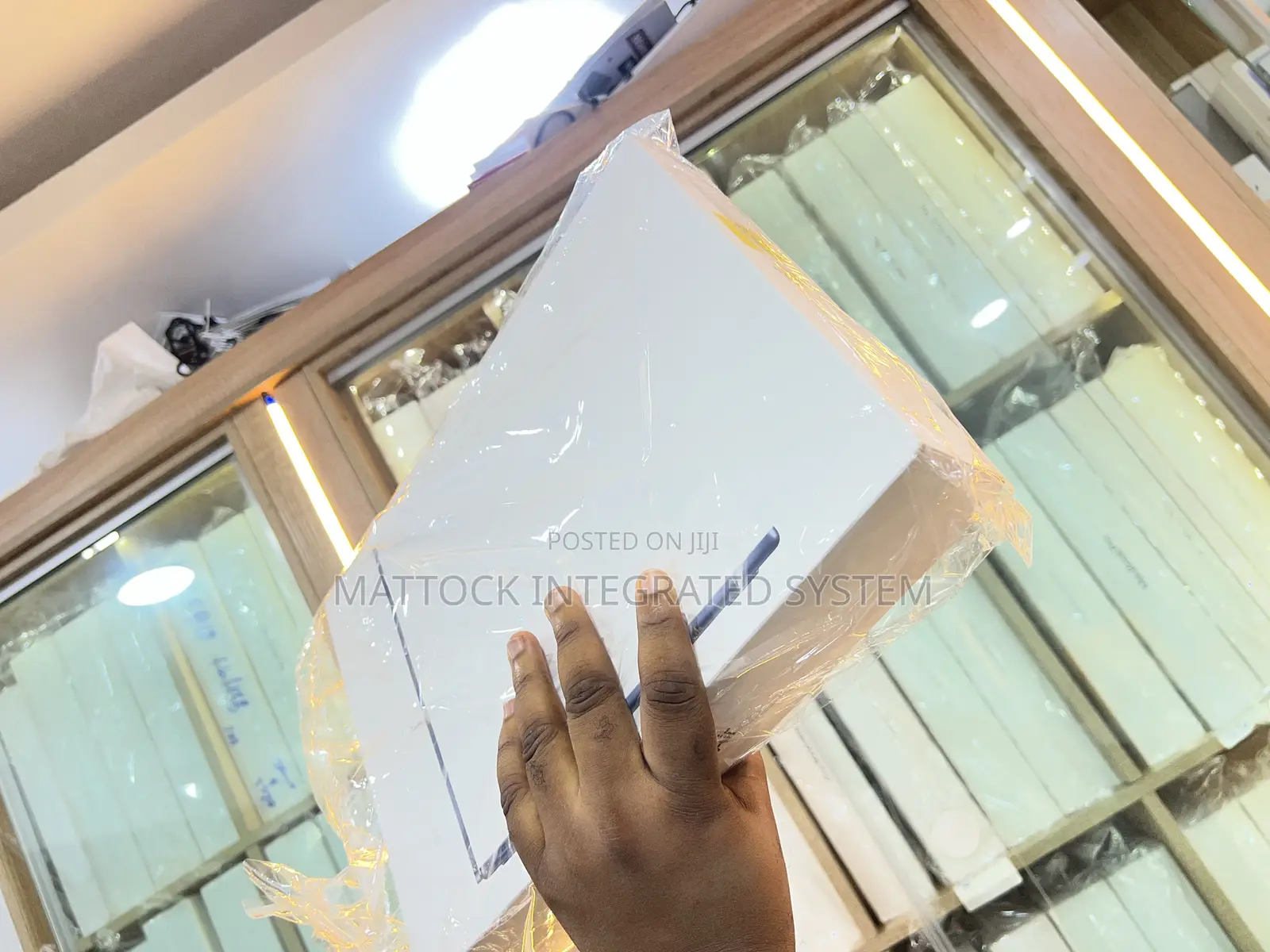 New Laptop Apple MacBook Air 2026 M5 16GB Apple M5 SSD 512GB