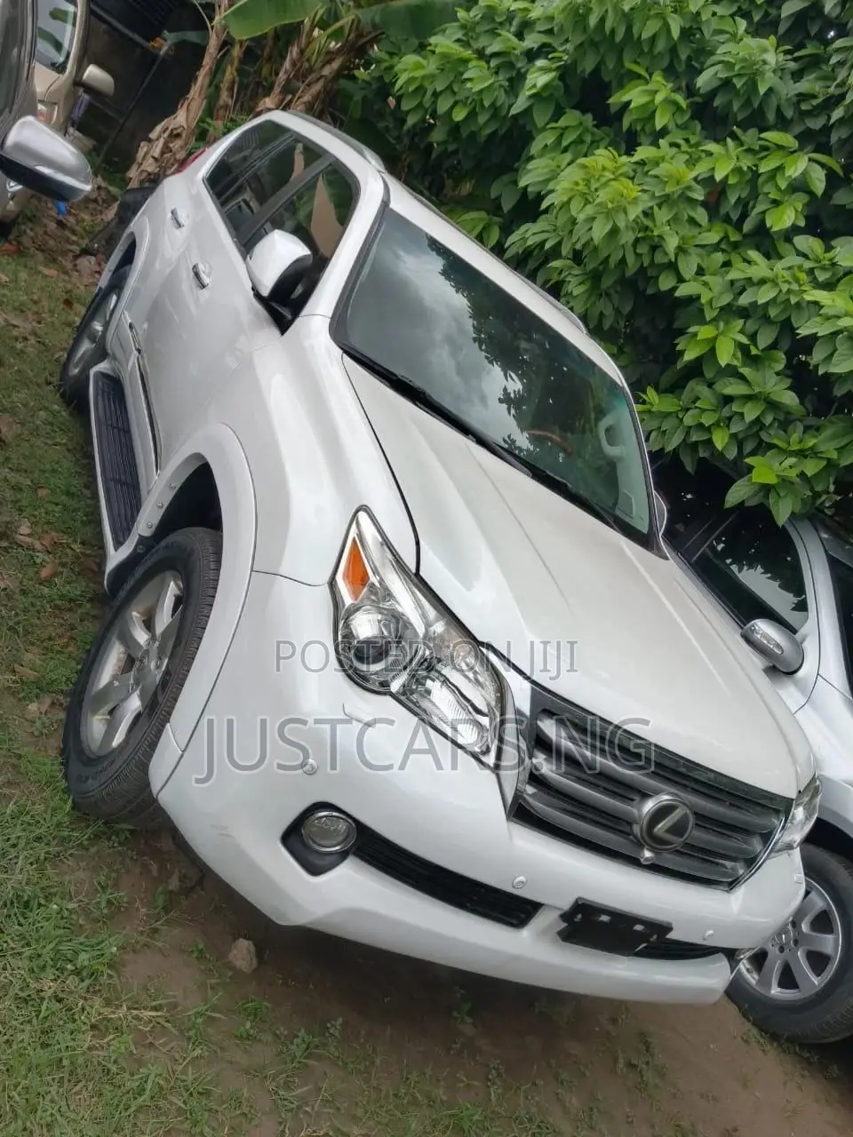 Lexus GX 460 Premium 2011 White