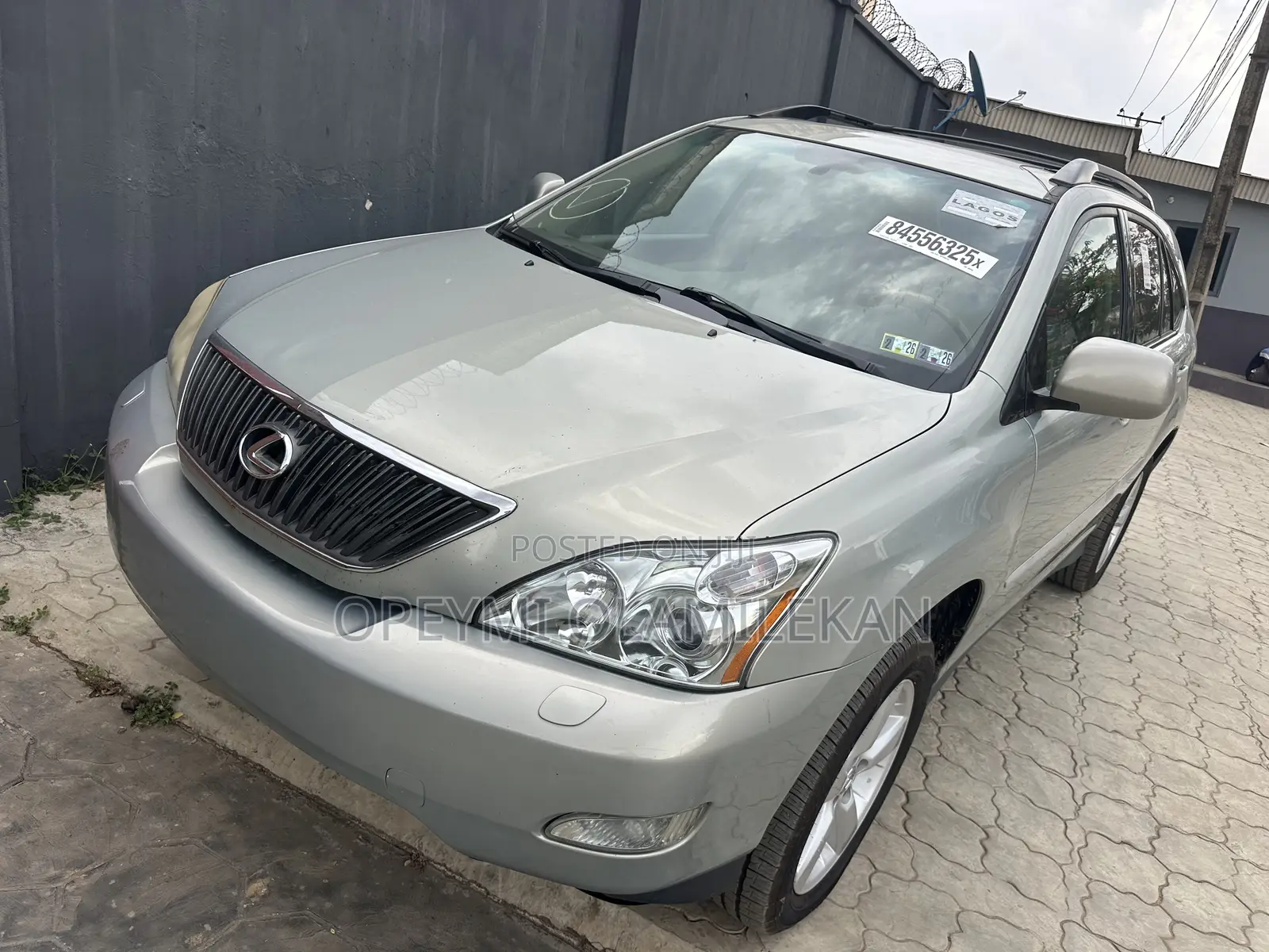 Lexus RX 330 2006 Gold