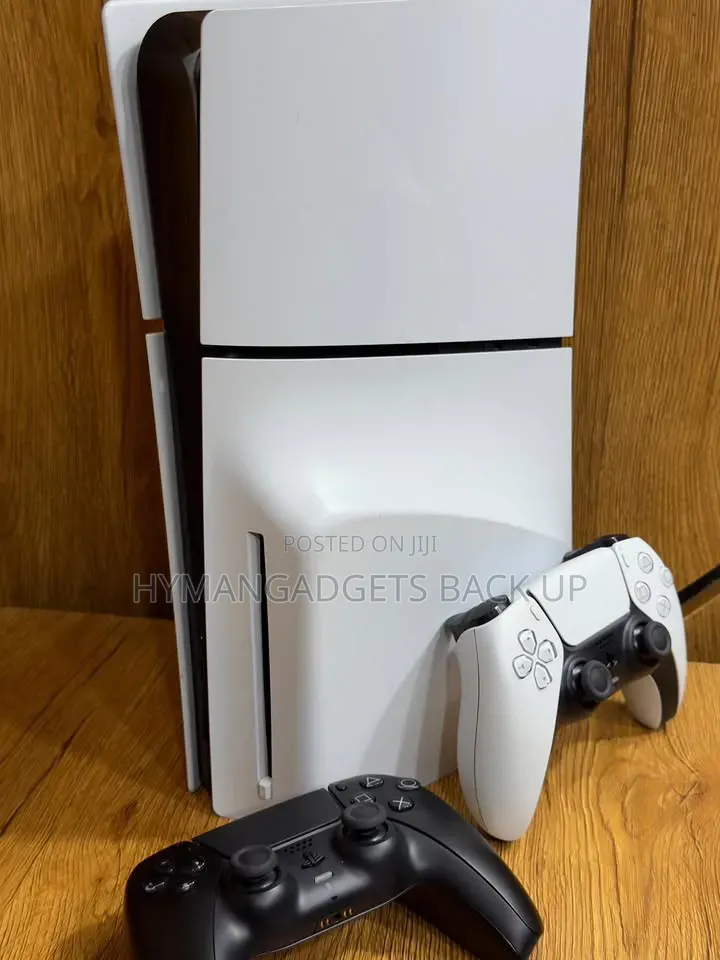 Used Ps 5 Slim 1tb Stand Version With 2 Pads and Game Install