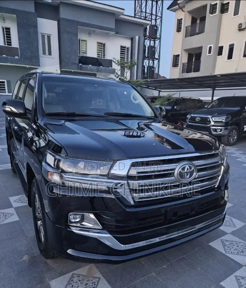 Toyota Land Cruiser 4.0 V6 GXR 2019 Black