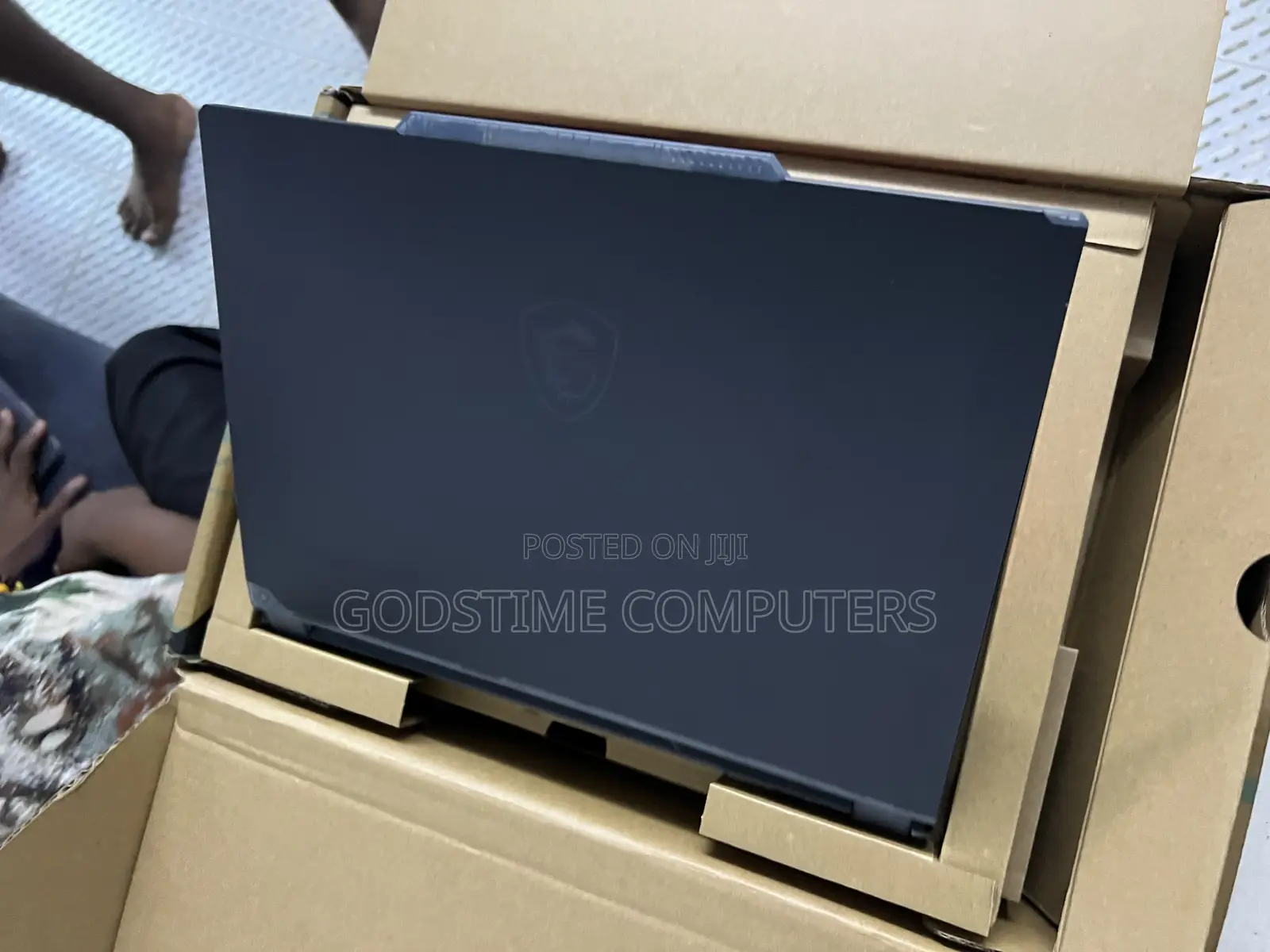New Laptop MSI Cyborg 14 16GB Intel Core i7 SSD 512GB