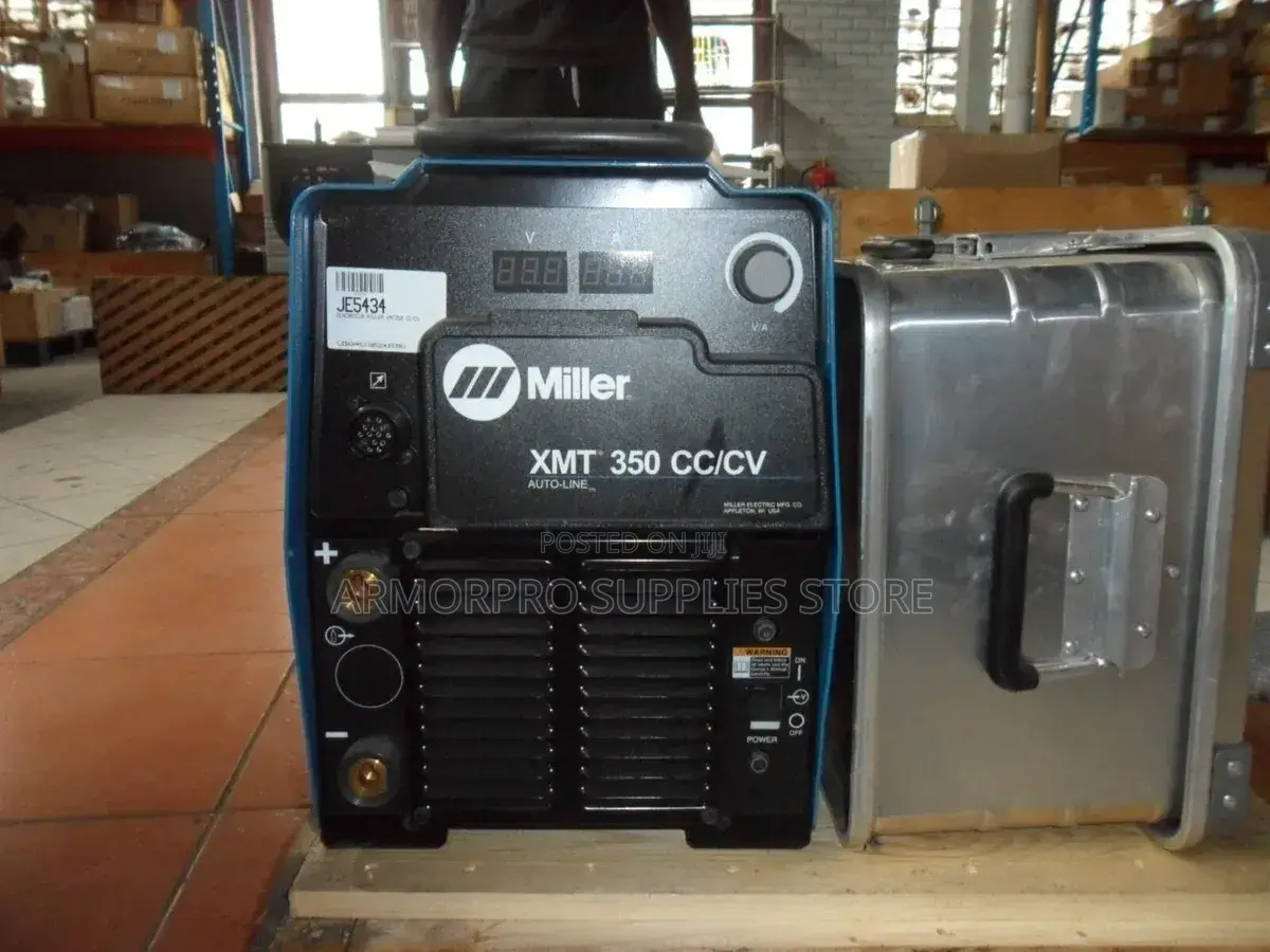Miller Xmt 425 Cc/Cv Multiprocess Welding Machine