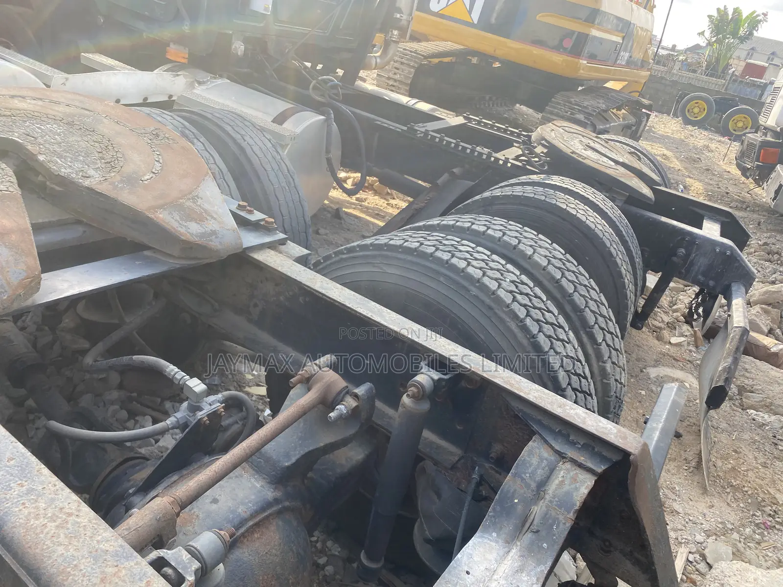 Mack 10 Tires Tractor Hesd