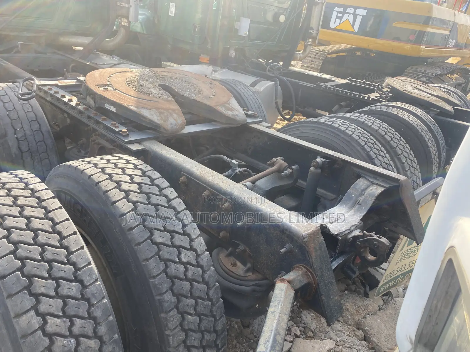 Mack 10 Tires Tractor Hesd