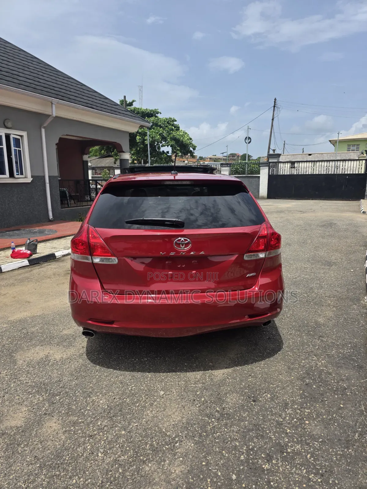 Toyota Venza XLE 2010 Red