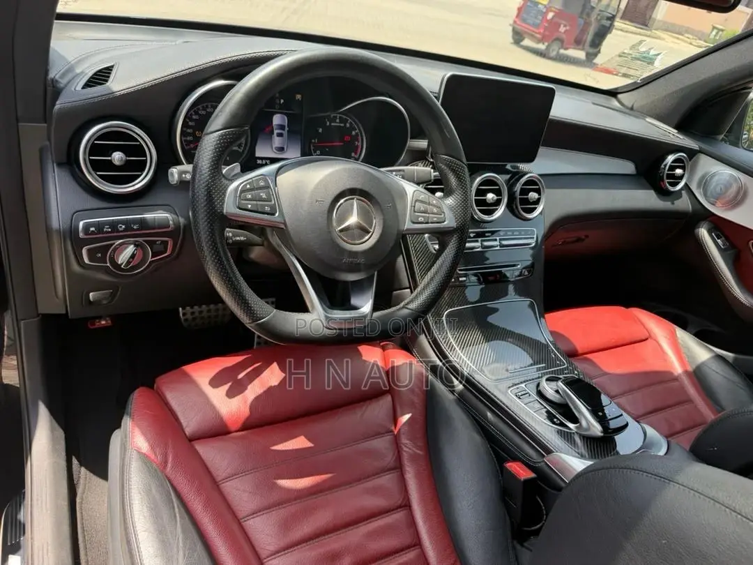 Mercedes-Benz GLC-Class 2018 Black