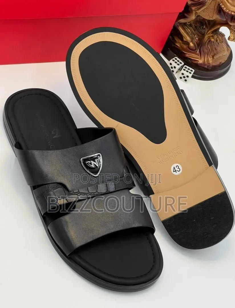 Original Italian Vero Gudio Slippers Available in Store