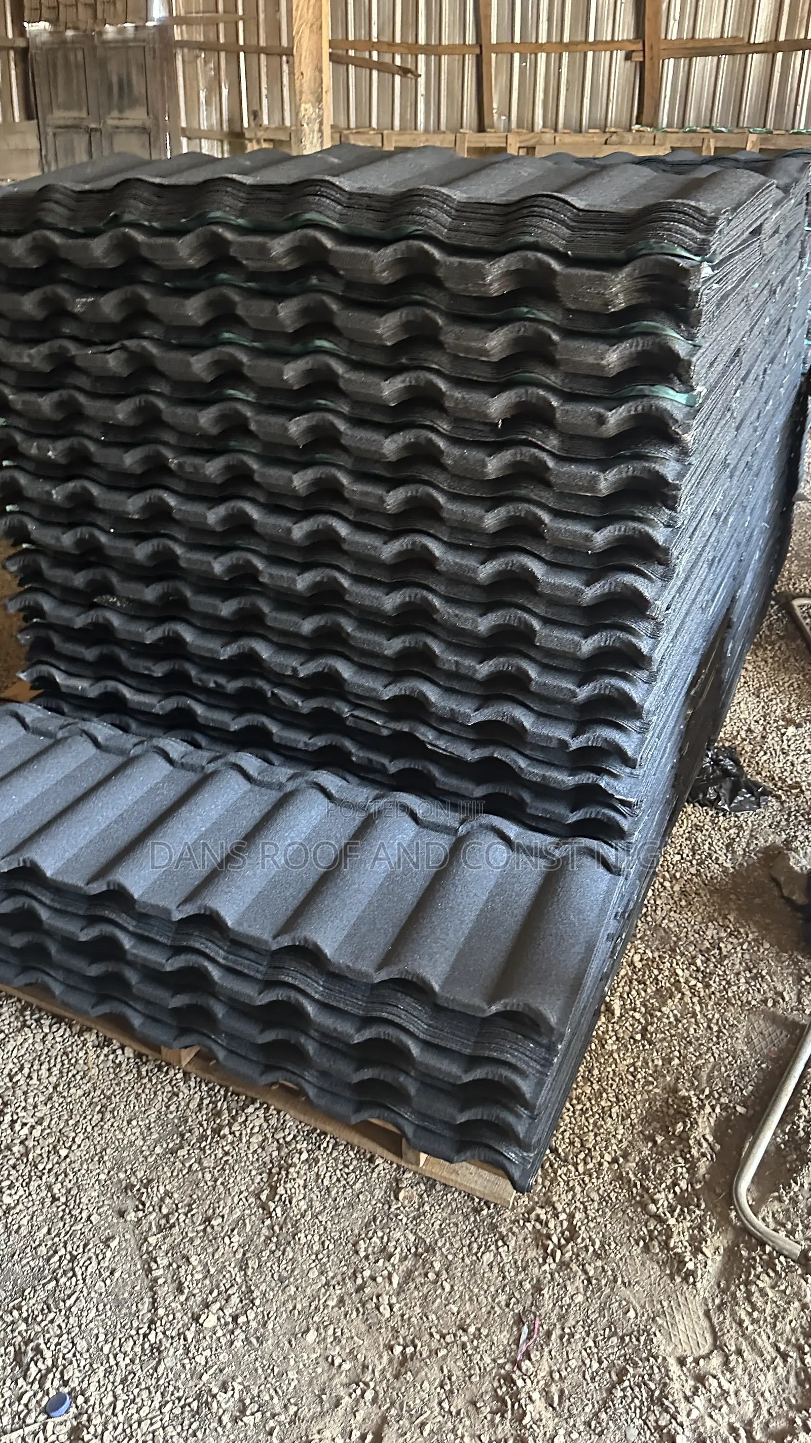 Dan Roof Milano Black