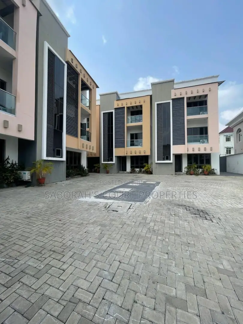 Furnished 4bdrm Duplex in Banana Island for rent