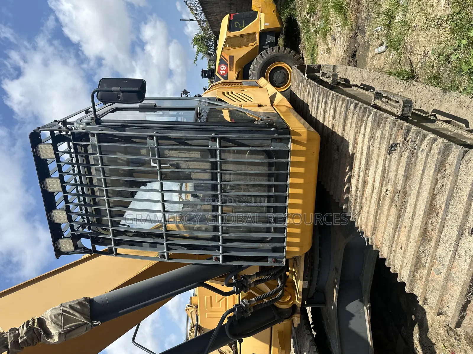 Brand New Heavy Duty 36 Ton Excavator for Sale (Mining Quarry Site)