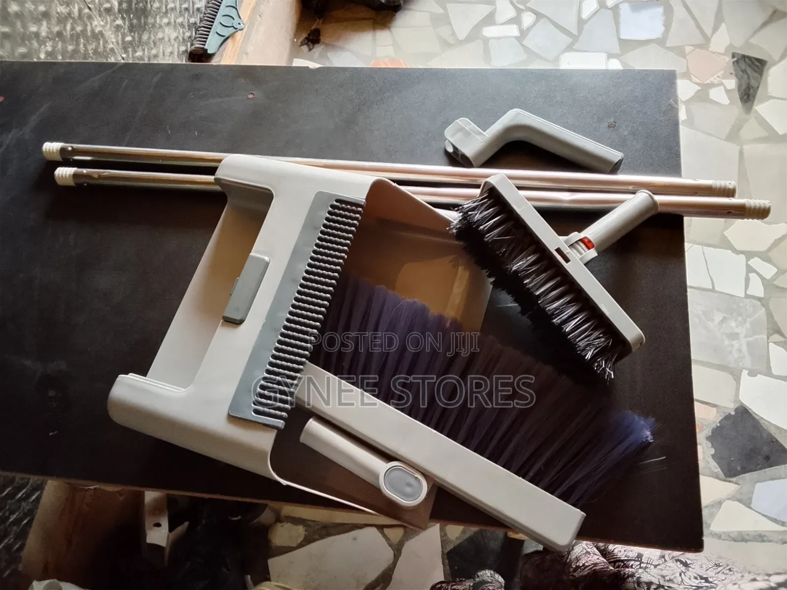 4 in 1 Broom