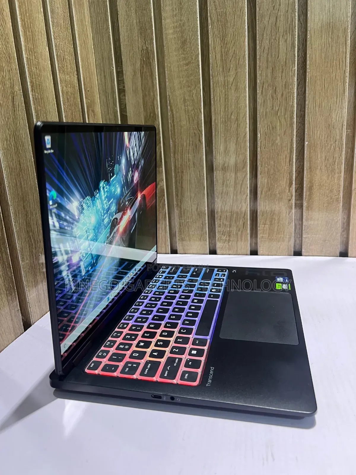 Laptop HP Omen Transcend 14-fb0023dx 32GB Intel Core Ultra 7 SSD 1T