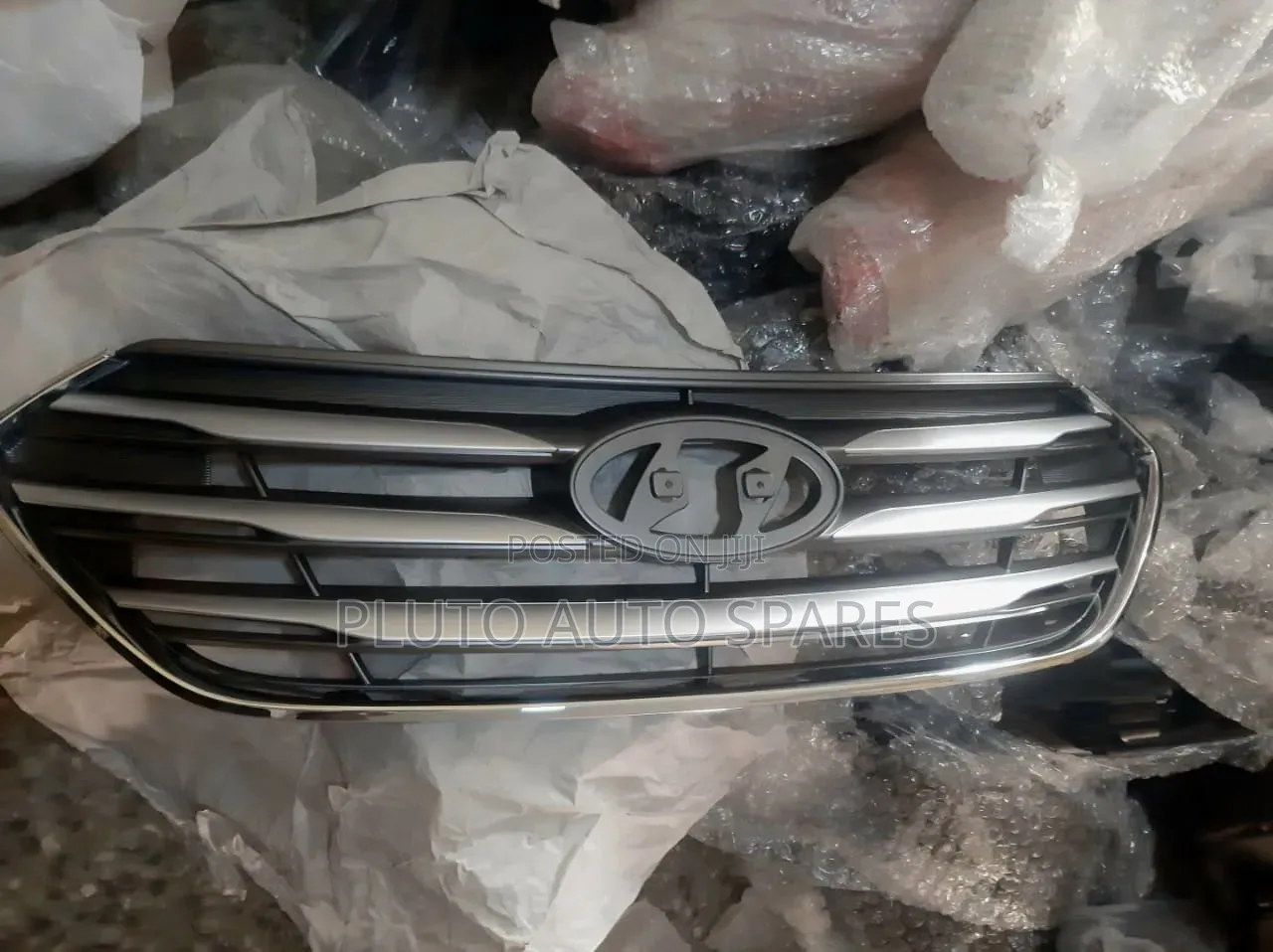 Front Grille Santa Fe 2016 Normal