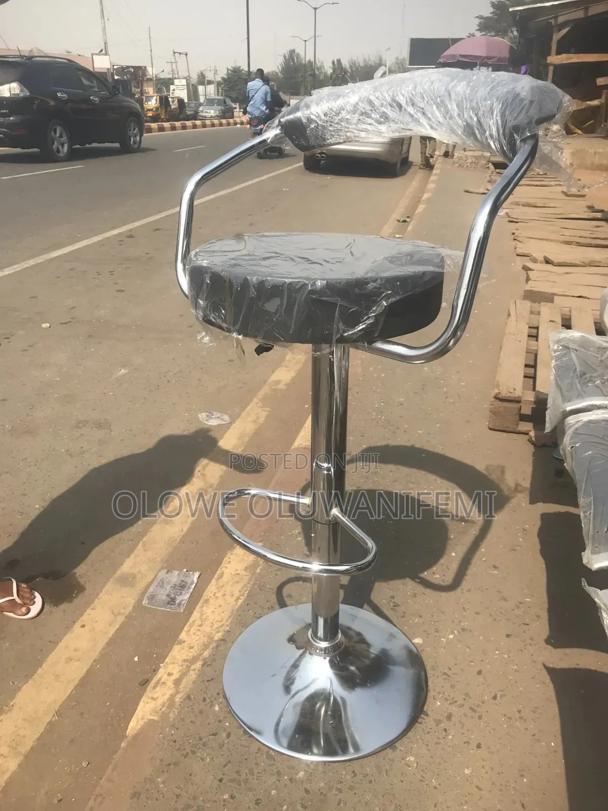Bar Chair, Round Shape Bar Stools