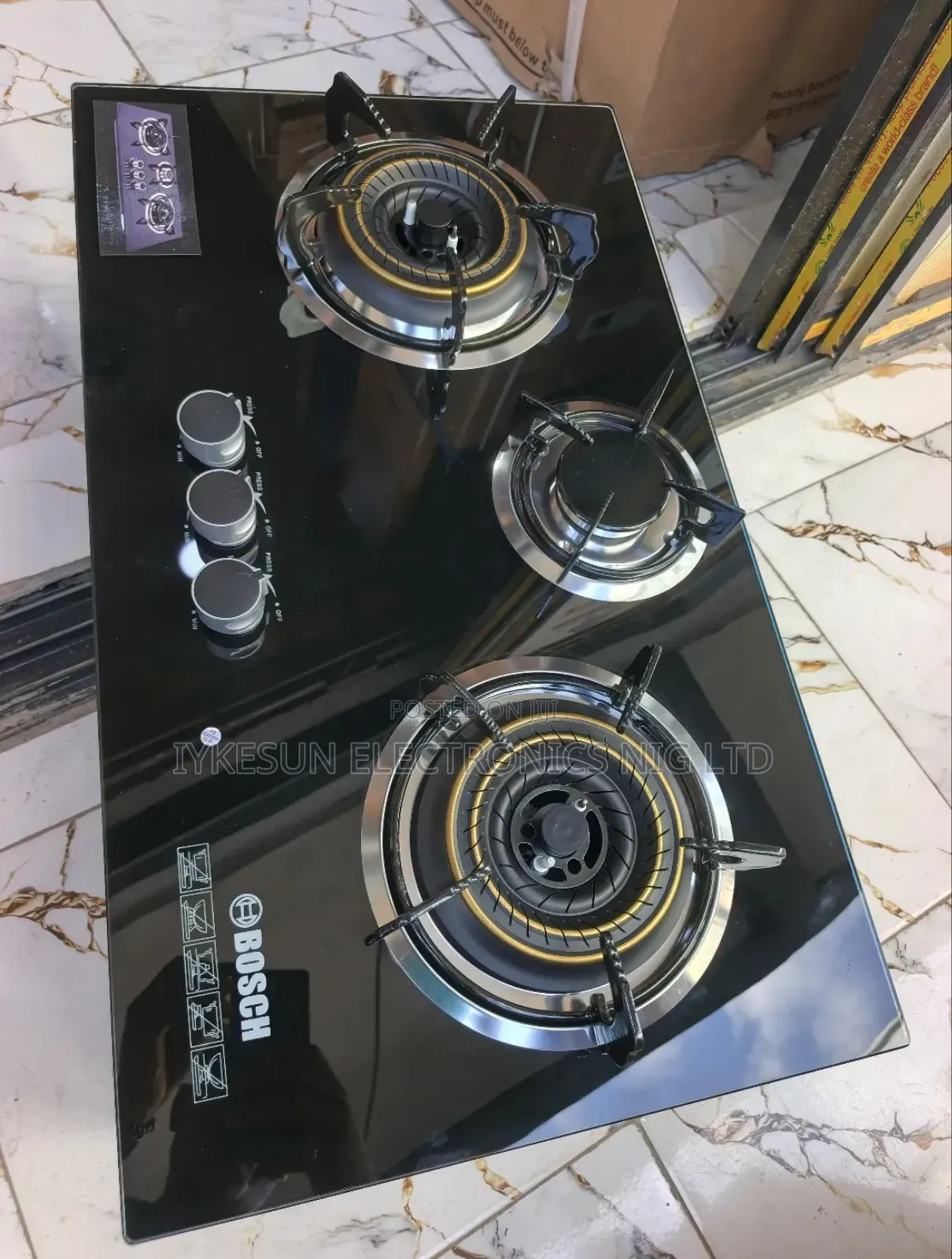 Quality Bosch Inbuilt Cabinet or Table Top 3 Burners Automatic Gas Hob