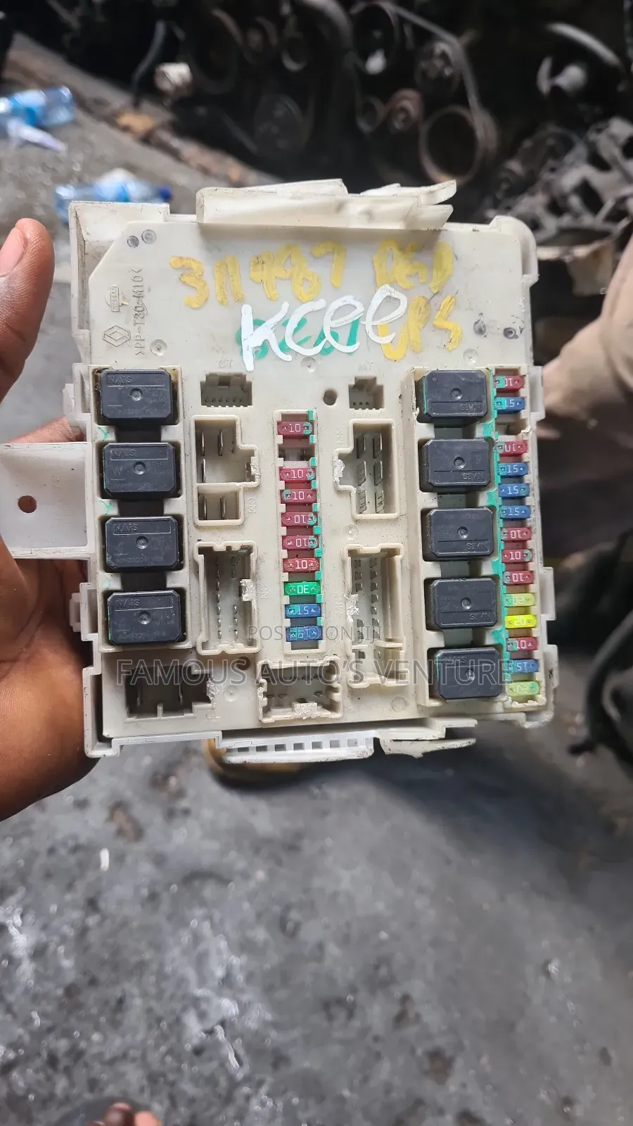 Fuse Box Nissan Amanda 2005