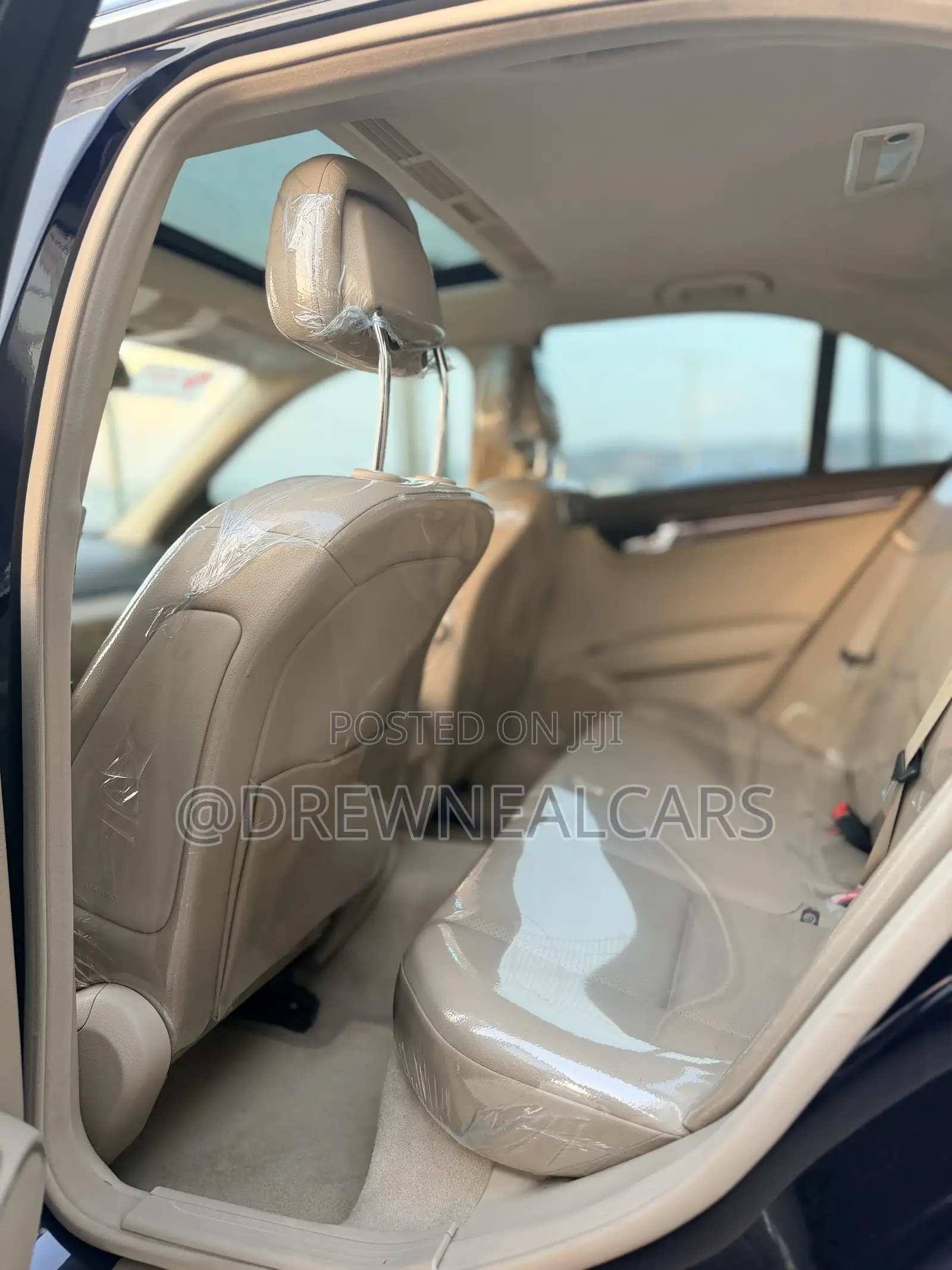 Mercedes-Benz C300 2010 Blue