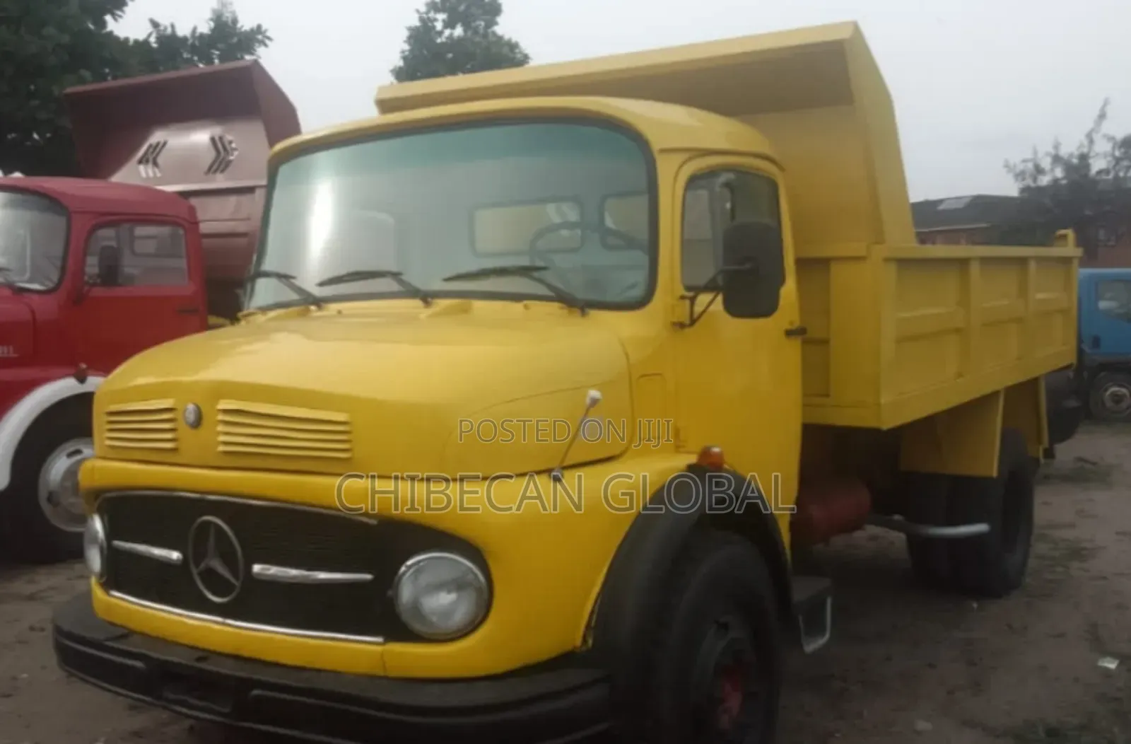 Mercedes Benz 911 Tipper With 6 Tyres (Foreign Used)