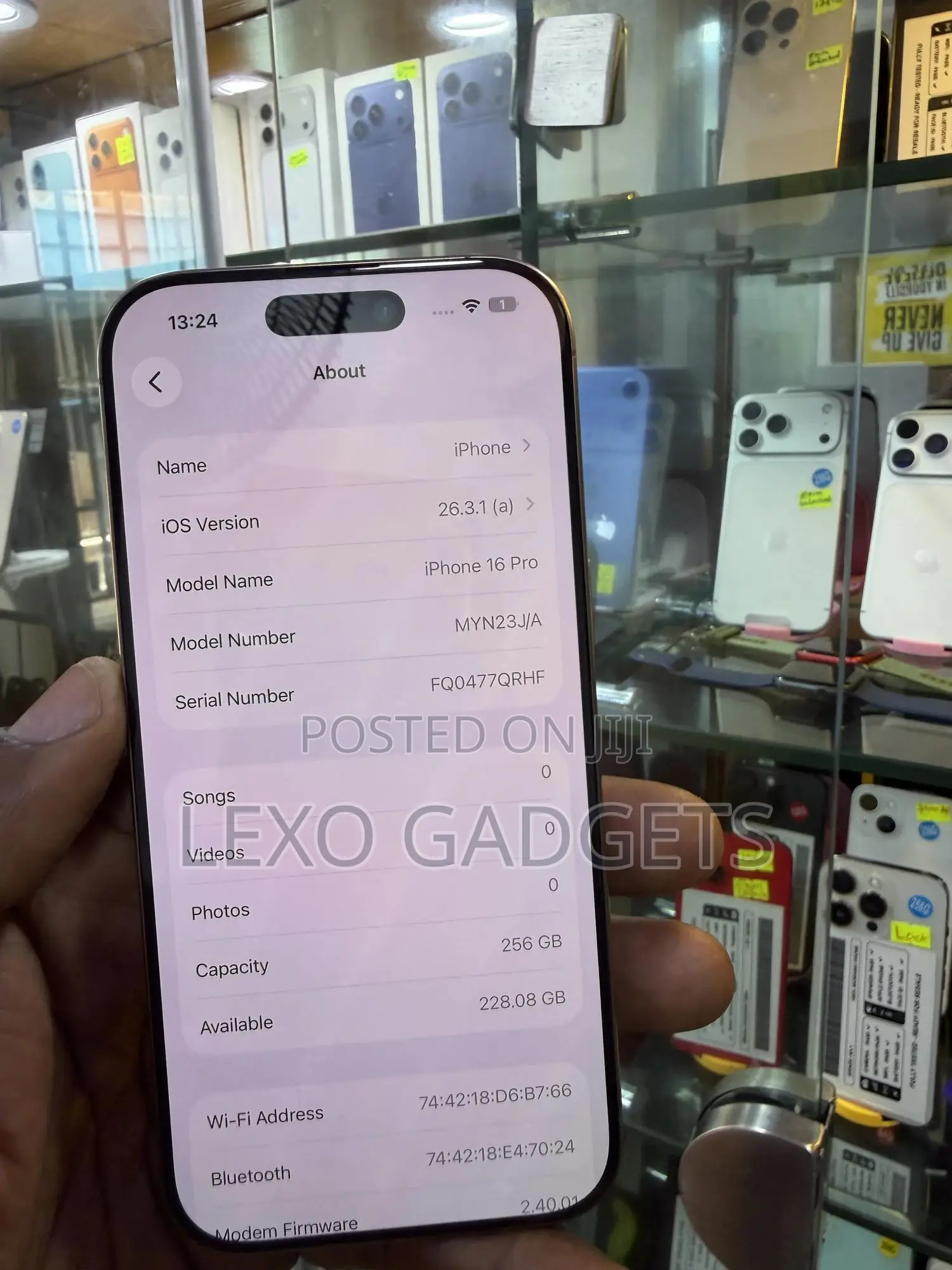 Apple iPhone 16 Pro 256 GB Gold